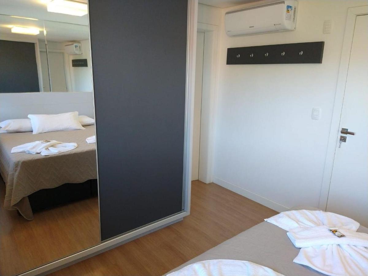 Apartamento Sol Poente Ao Lado Da Catedral 卡内拉 外观 照片