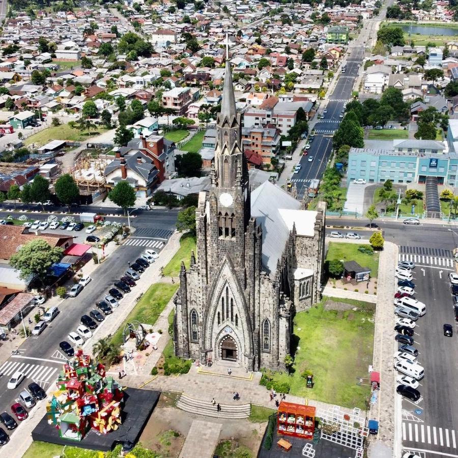 Apartamento Sol Poente Ao Lado Da Catedral 卡内拉 外观 照片
